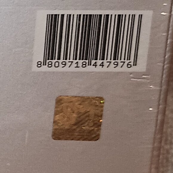 NEW SuperM The 1st Album 'Super One' [Unit B Version - LUCAS & BAEHKYUN & MARK] - Picture 6 of 15